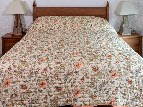 Exotic Floral Ivory Lightweight Cotton Quilt