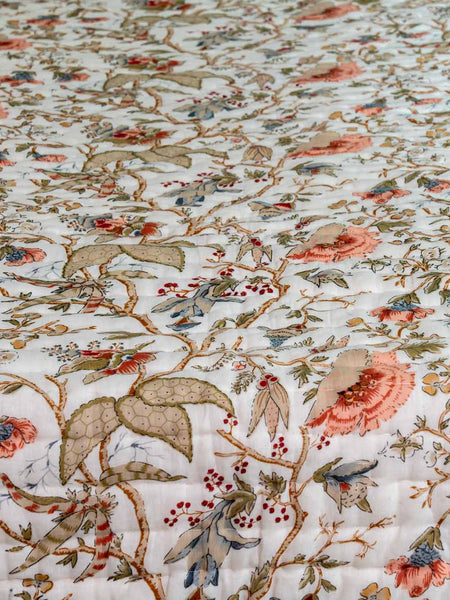 Exotic Floral Ivory Lightweight Cotton Quilt
