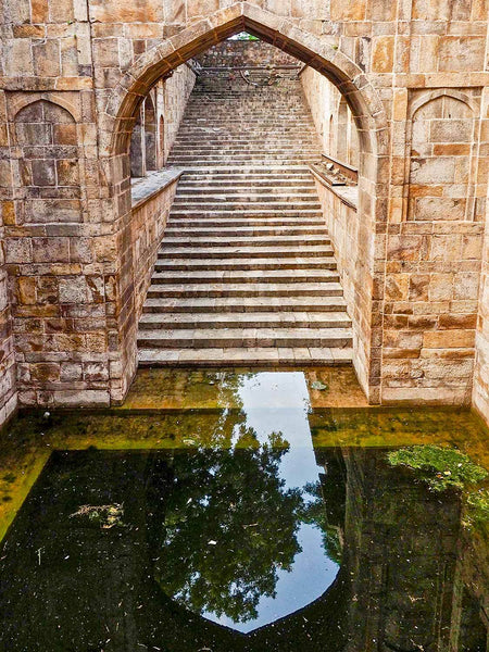 Red Fort Stepwell number 2, Delhi, thumbnail