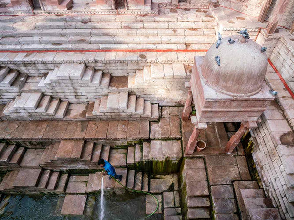 Cleaning Mahila Baag Jhalra Stepwell, Jodhpur
