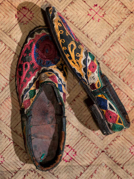 Vintage Embroidered Shoes from Afghanistan, Maroon Sun