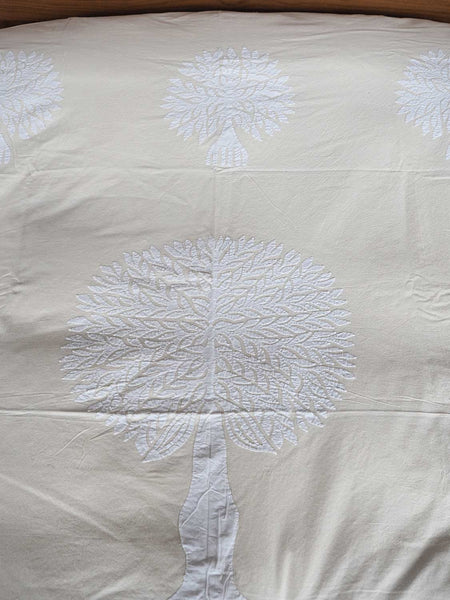 White Tree of Life Appliqued Indian Bedspread detail